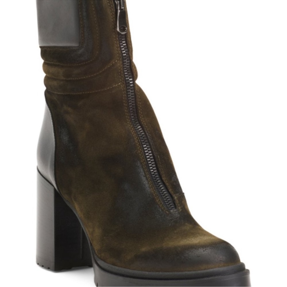 EMANUELE CASTRO Suede Front Zip Heel Booties